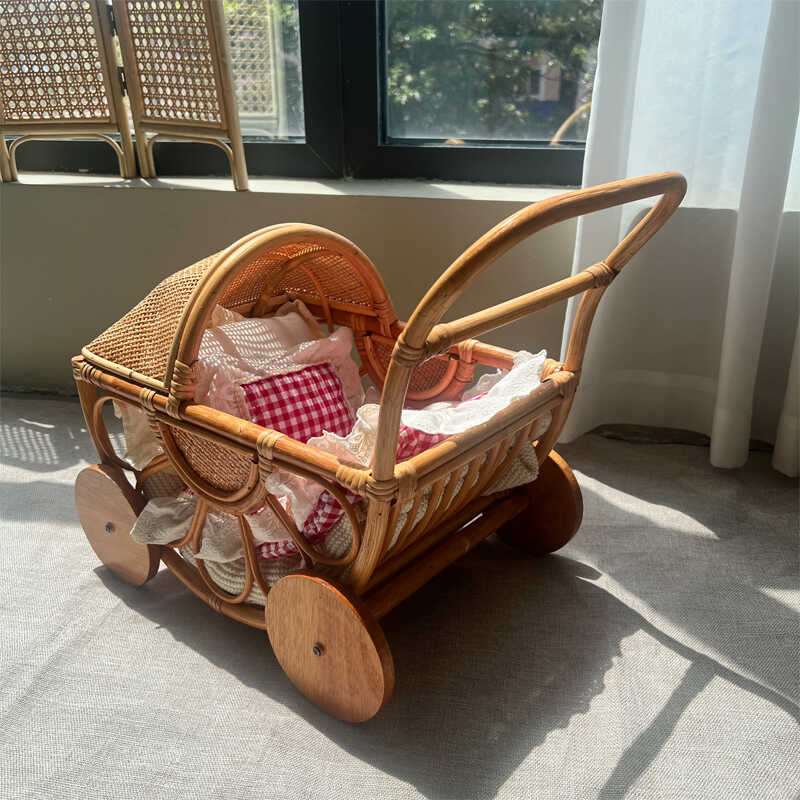 Baby Nursery Plants - Poussette pour bébé en rotin tissé,