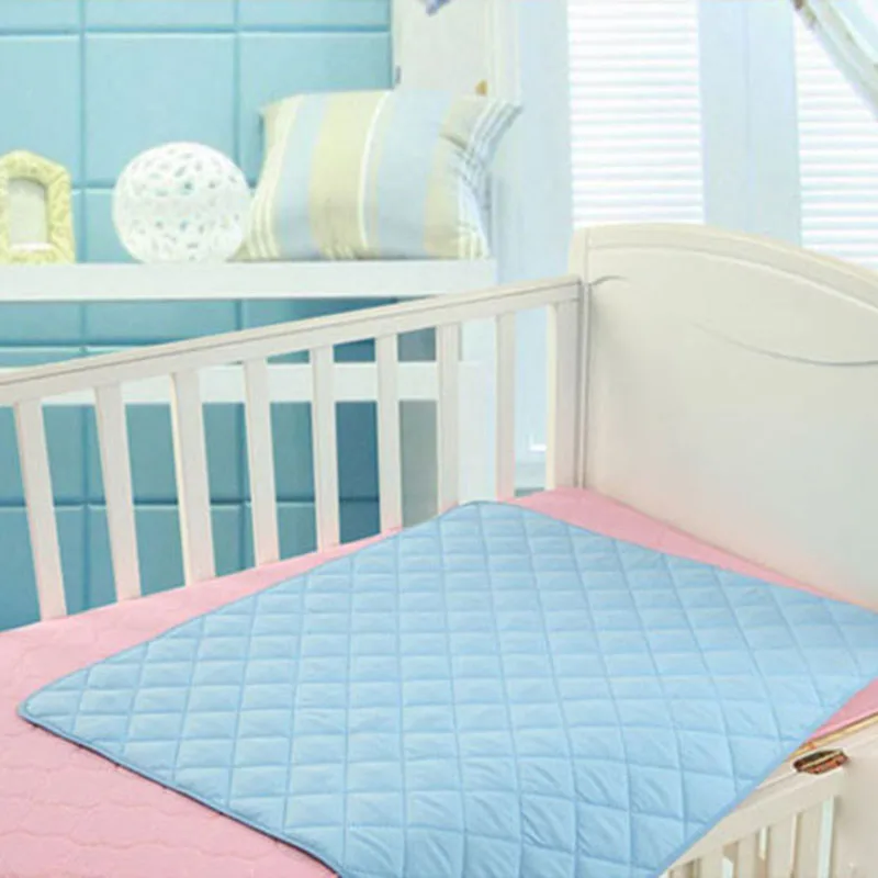 Couche-culotte imperméable pou - Changing Table Topper avis et prix