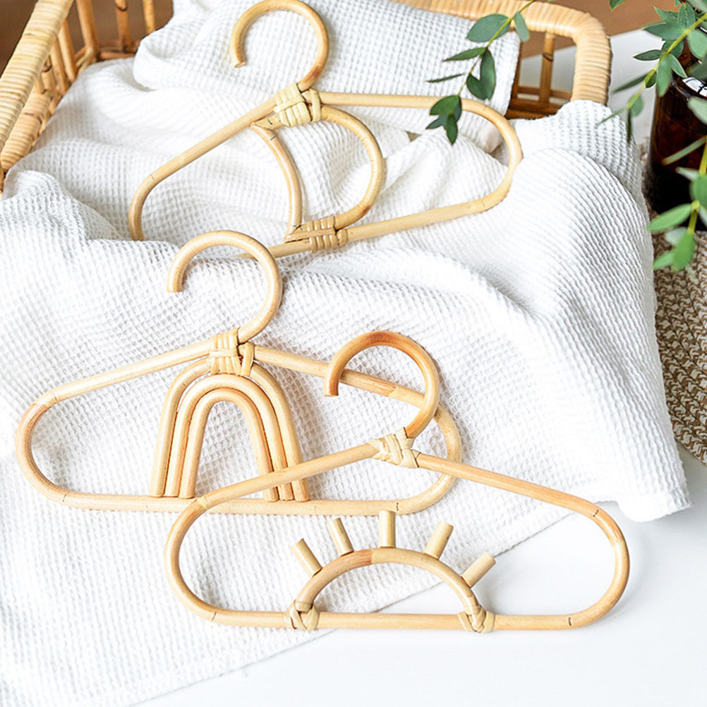 Cintre pour vêtements de bébé  - Baby Nursery Wardrobe avis et prix